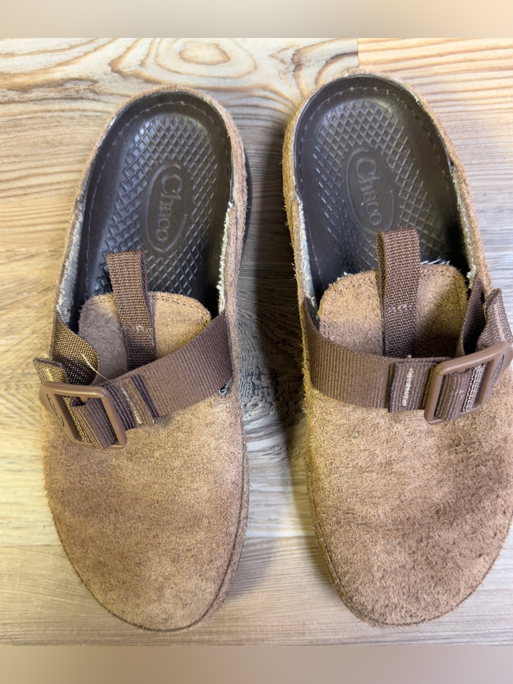 Chaco Paonia Suede Clogs Women’s Size 6 Teak Brown Wool Blend Lining